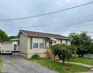1622 Henderson Ave, Clarksburg, WV 26301