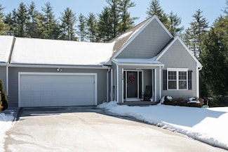 254 Villager Rd, Chester, NH 03036