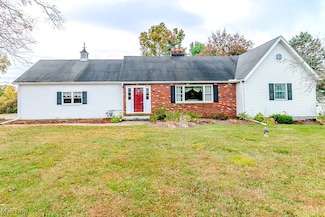 12066 Huntoon Rd, Painesville, OH 44077