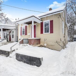 811 Veto St NW, Grand Rapids, MI 49504