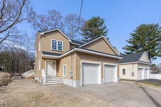 20 Arthur Dr Unit 20, Whitinsville, MA 01588