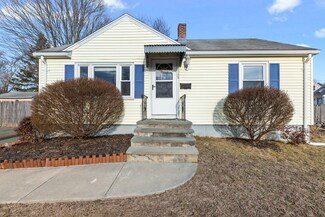 70 Linda St, Abington, MA 02351