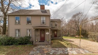 108 High St, Ipswich, MA 01938