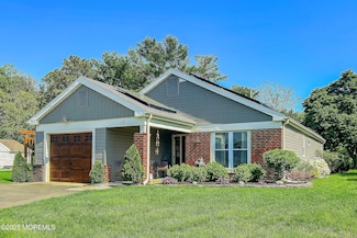 23 Lambeth Ln, Manchester, NJ 08759