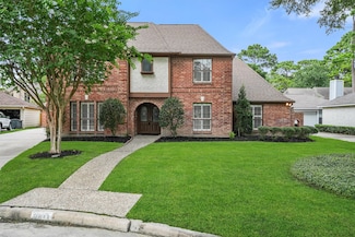 6711 Walton Heath Dr, Houston, TX 77069