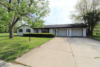 1010 S 11th St, Kankakee, IL 60901