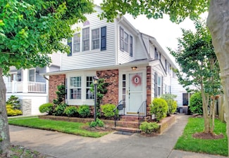 15 N Douglas Ave, Margate City, NJ 08402