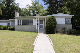 1067 SW 11th Terrace, Gainesville, FL 32601