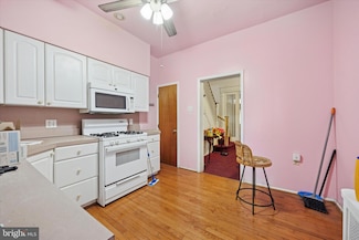 1726 N Lindenwood St, Philadelphia, PA 19131