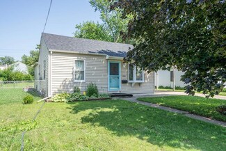 310 E 19th St S, Newton, IA 50208