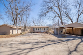 1709 Cardiac Cove Rd, Grove, OK 74344