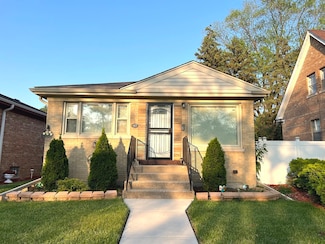 1023 Rice Ave, Bellwood, IL 60104