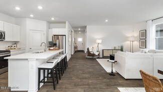 2100 Tulip Dr, Hernando, MS 38632