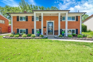 2166 Koper Dr, Sterling Heights, MI 48310
