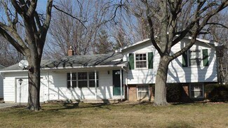 6605 Midfield Dr, Fort Wayne, IN 46815