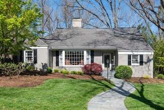 627 Cherry Ave, Waynesboro, VA 22980