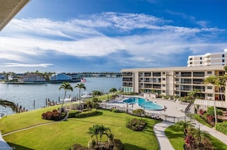 3200 Gulf Shore Blvd N Unit 403, Naples, FL 34103