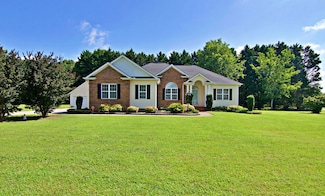 200 Smithfield Dr, Anderson, SC 29621