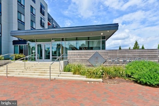 145 Riverhaven Dr Unit 237, National Harbor, MD 20745