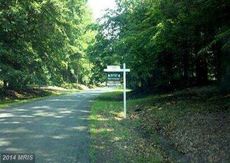 11713 Wolf Run Ln, Clifton, VA 20124