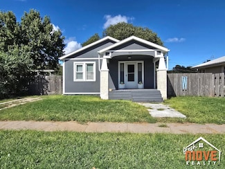 304 E Becknell Ave, Sublette, KS 67877