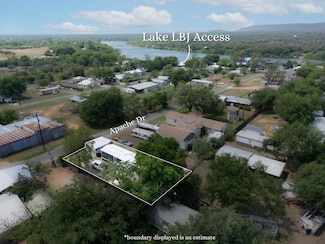 1052 Apache Dr, Burnet, TX 78611