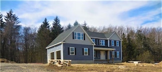 4 Jefferson Ave, New Windsor, NY 12553