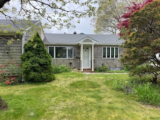 57 Harrington St, Teaticket, MA 02536