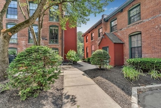 14 Sanford St Unit 7, Medway, MA 02053