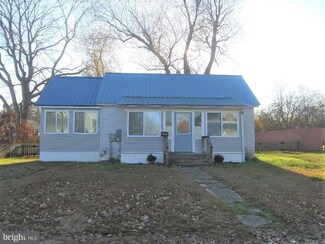 21547 Chicken Point Rd, Tilghman, MD 21671