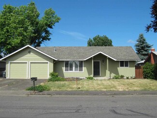 3534 Hill St SE, Albany, OR 97322