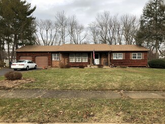 100 Sargent Rd, Freehold, NJ 07728