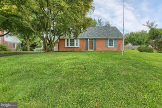 1504 Springside Dr, Lancaster, PA 17603