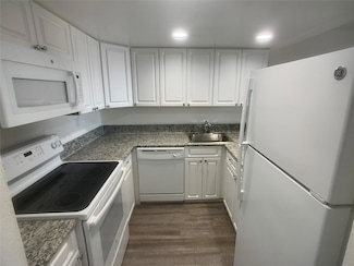 19455 NE 10th Ave Unit 1-405, Miami, FL 33179