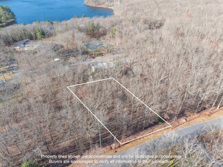 277 Forest Ridge Dr, Fawn Lake Forest, PA 18428