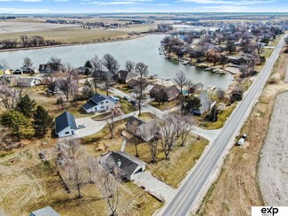 14502 Fir Cir, Plattsmouth, NE 68048