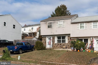 703 Holly Dr, Pottstown, PA 19464