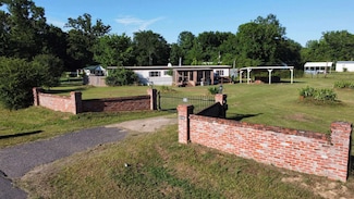 9830 Esthlyn St, Keithville, LA 71047