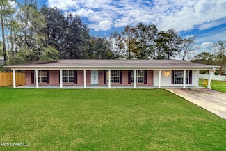 12394 Cypress Dr, Gulfport, MS 39503