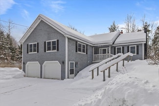 11 Barnes Hill Rd, Stowe, VT 05672