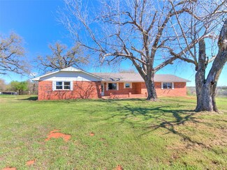 268 NE 70th St, Blanchard, OK 73010