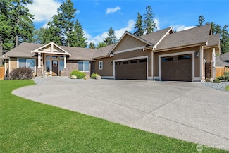 167 Mountain Crest Ln, Eatonville, WA 98328