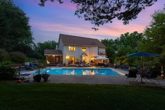 8850 Audubon Rd, Chanhassen, MN 55317