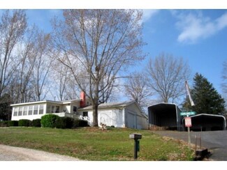 55 Garland Dr, Cape Fair, MO 65624