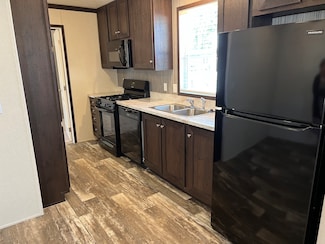191 Magnolia Unit 191, Belleville, MI 48111