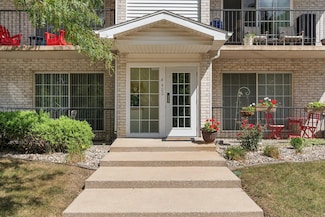 400 Sturdy Rd Unit 2A, Valparaiso, IN 46383