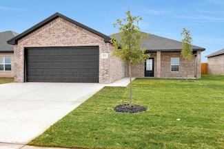 12571 Leona Dr, Canyon, TX 79015