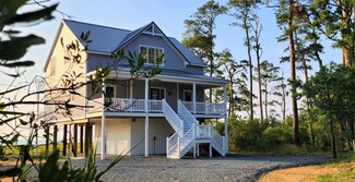 5018 Wildcat Ln, Chincoteague Island, VA 23336