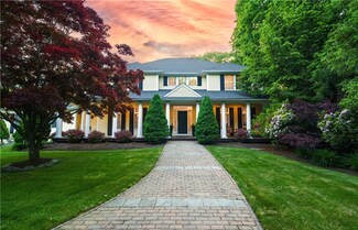 154 Shadow Brook Dr, Warwick, RI 02886