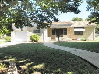 1628 E 11th Ave, Winfield, KS 67156